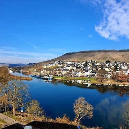 Deluxe 3-Rooms River View, Bernkastel-Kues Bagian luar foto