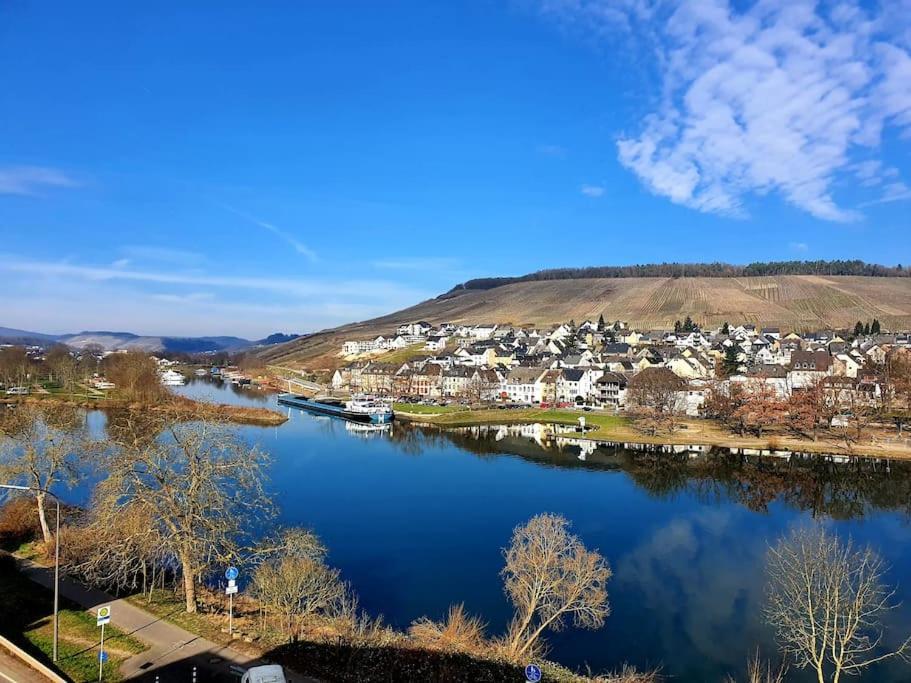 Deluxe 3-Rooms River View, Bernkastel-Kues Bagian luar foto